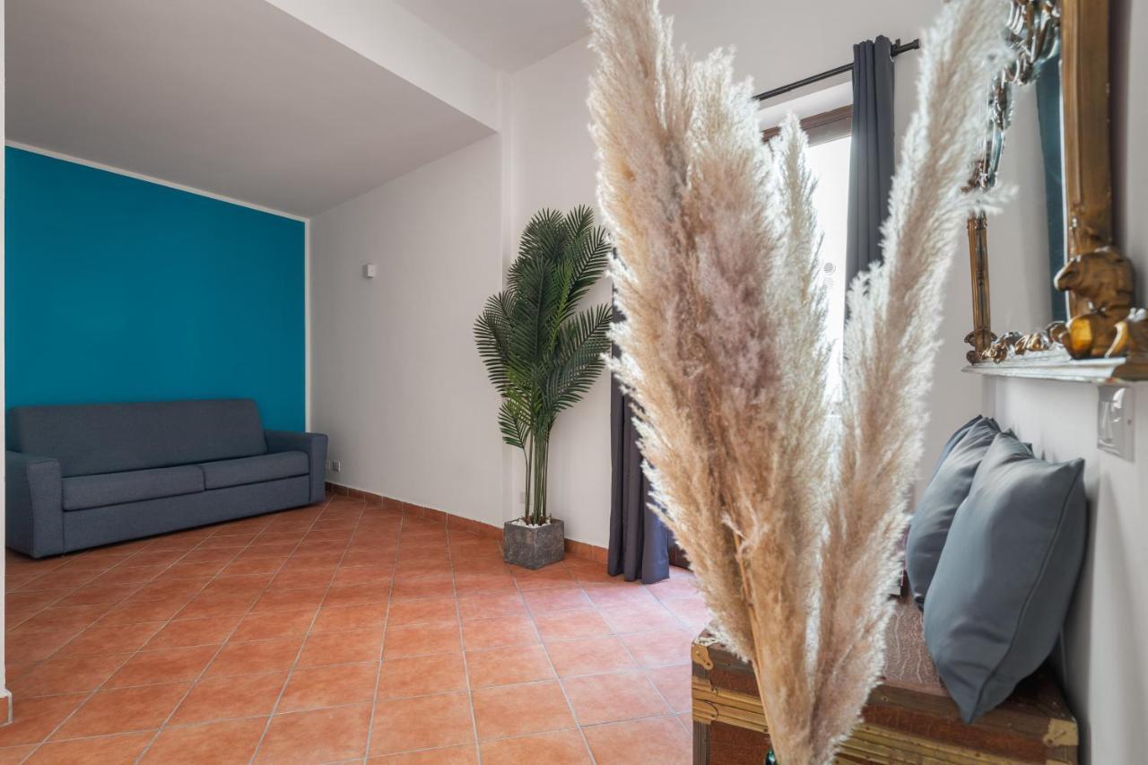 Suk Ballaro House *